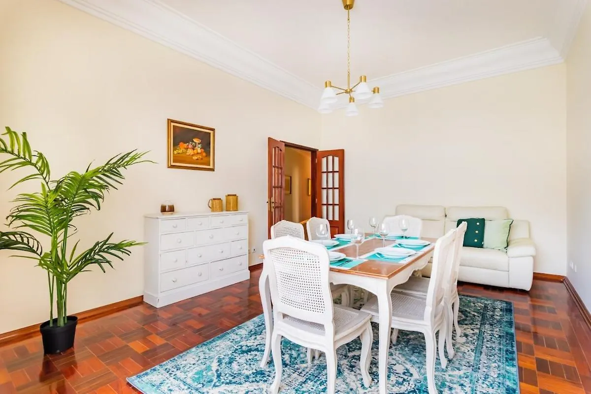 Апартаменты Marques De Pombal Classical Living Лиссабон Португалия