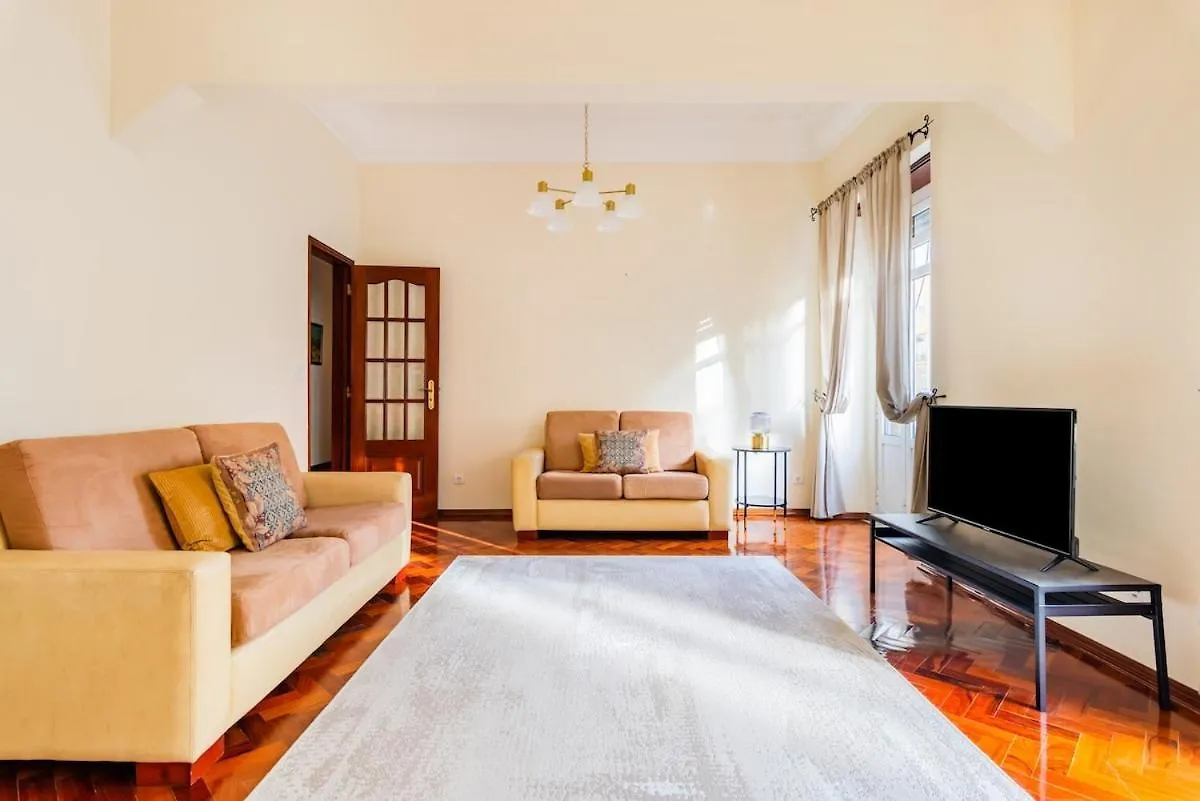 Marques De Pombal Classical Living Лиссабон Апартаменты